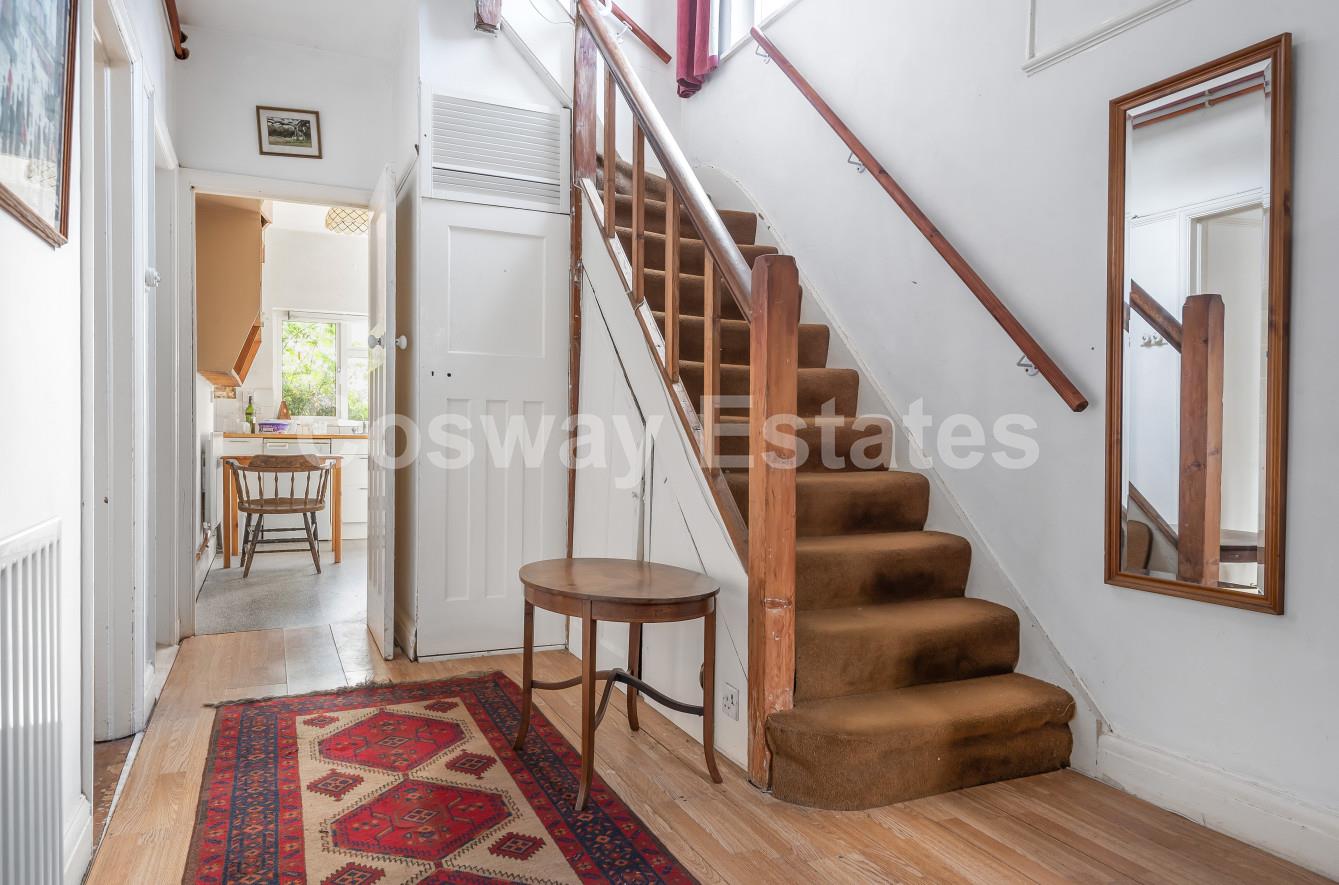 Highwood Hill, Mill Hill